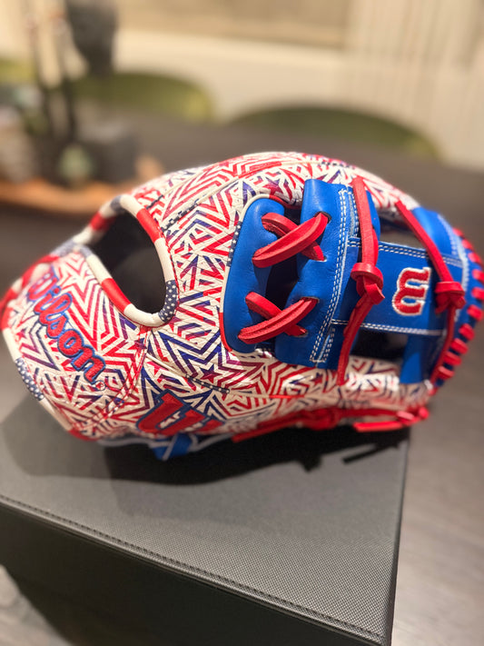 *2025 1975SS Wilson A2000 July Stars GOTM* (11.75” Infield Glove RHT) - NWT