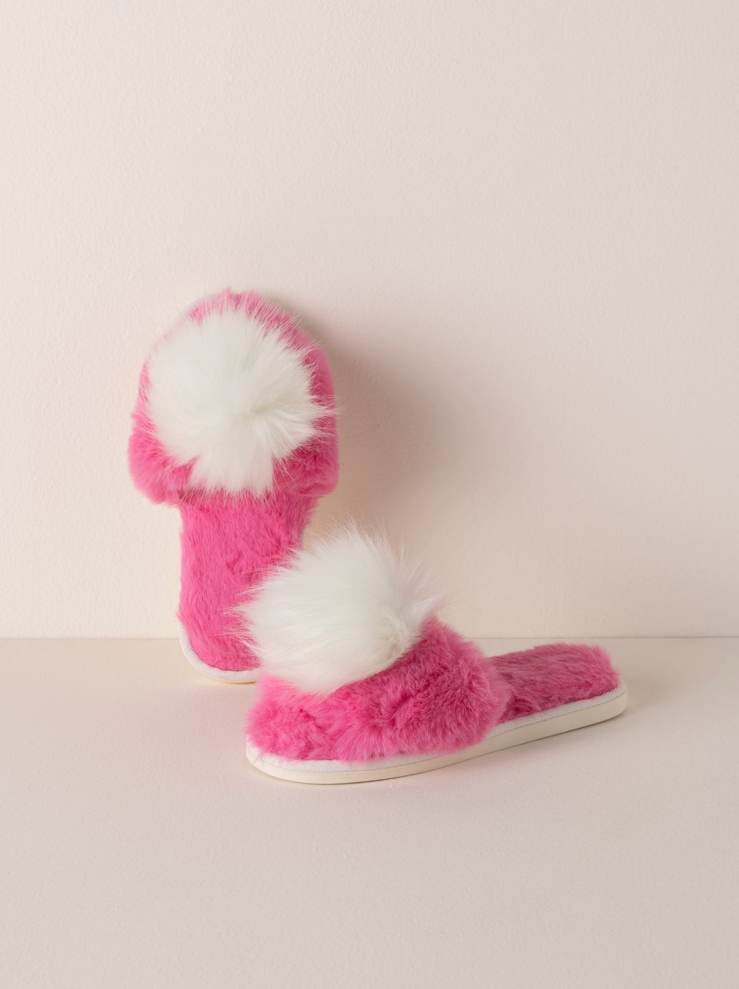 Shiraleah Amor Slippers, Magenta by Shiraleah