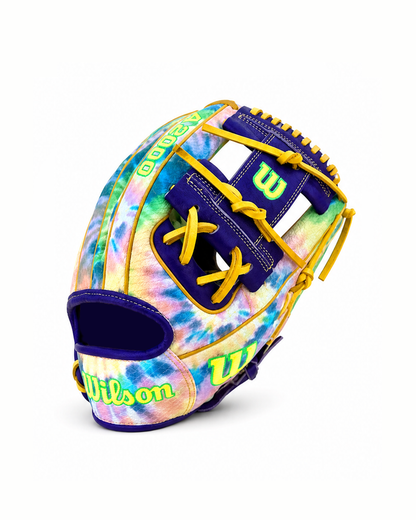 **SUPER RARE - Peace and Love IG Exclusive (Wilson 11.5'' - A2000 1975 Series Glove)