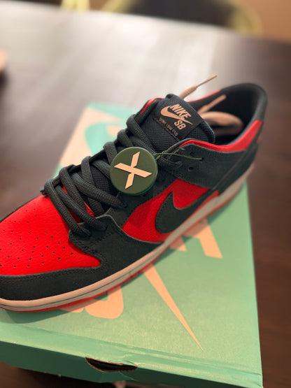 Nike SB Dunk Low Pro- Reverse Shark (Size US Mens 13)