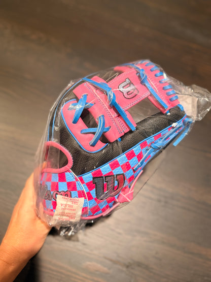 1786 Pottstown (Wilson 11.5'' - A2000 SuperSkin Series Glove)
