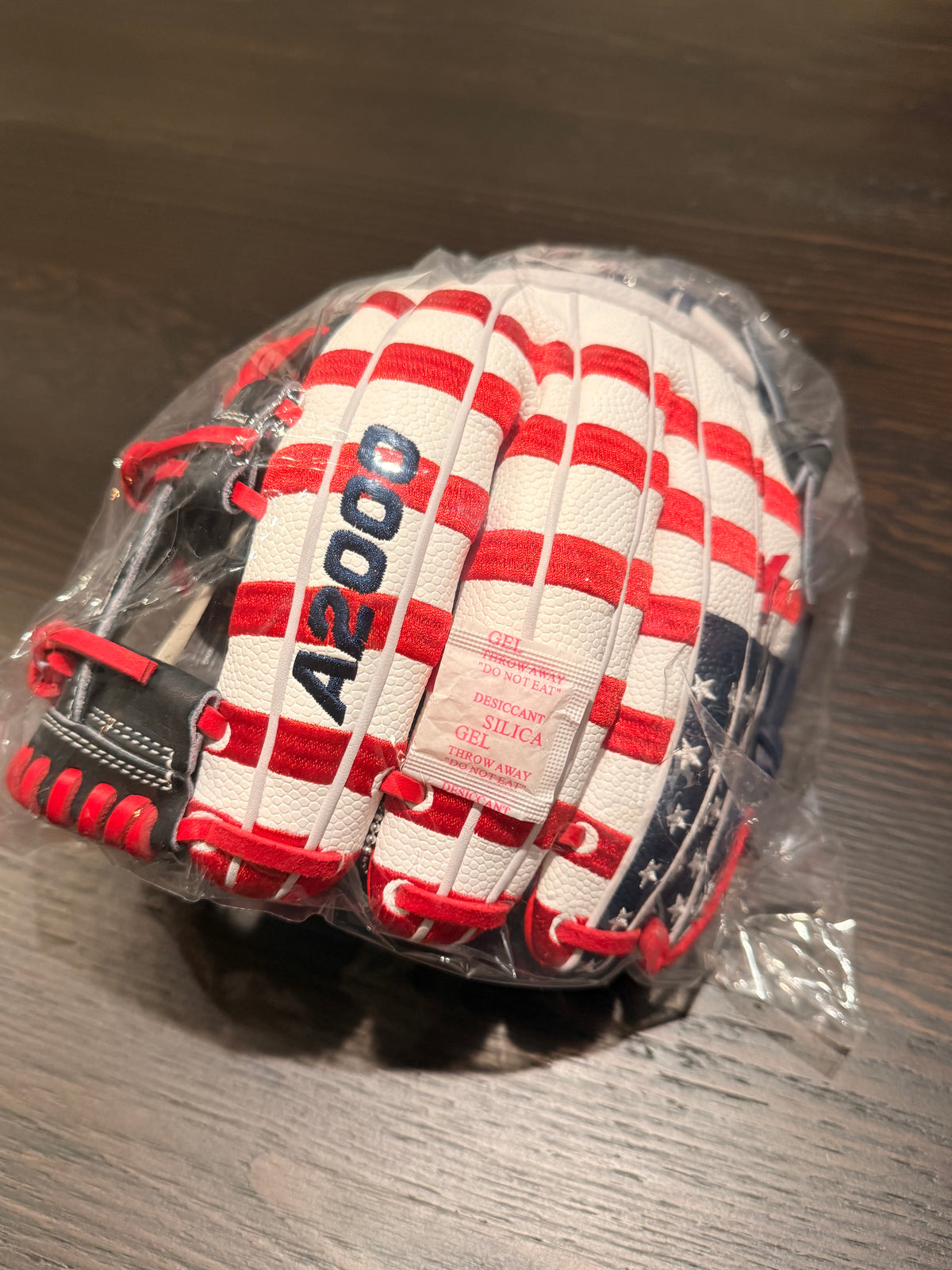 2026 Banner A2000® 1975SS  (Wilson 11.75'' - 1975 Infield Glove)