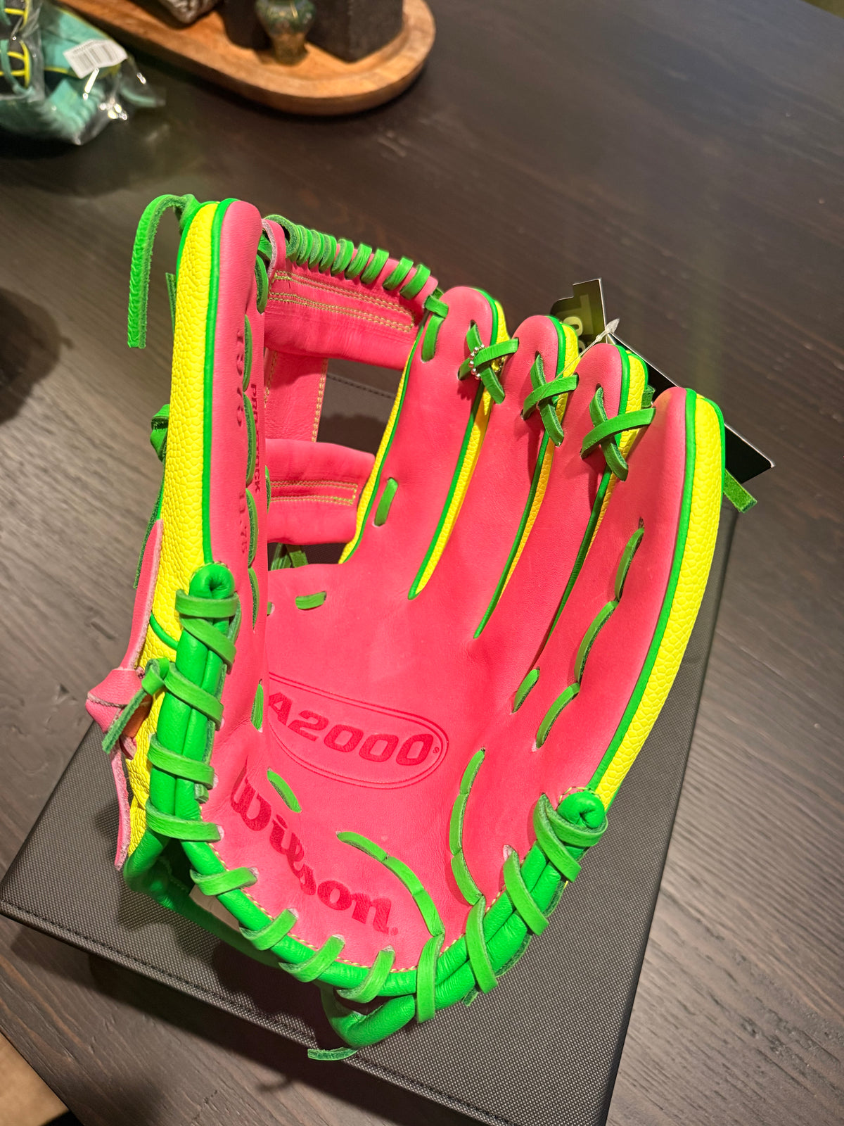 *LIMITED-EDITION 2026 WILSON A2000®  1975SS  (Wilson 11.75'' - Infield Glove)
