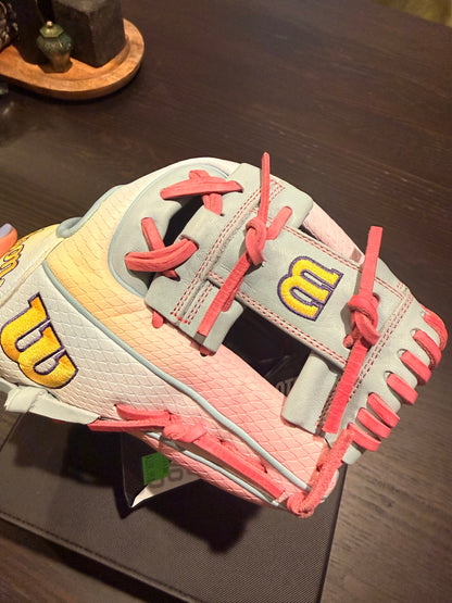 LIMITED-EDITION 2026 WILSON A2000® 1786SS  (Wilson 11.5'' - Infield Glove)