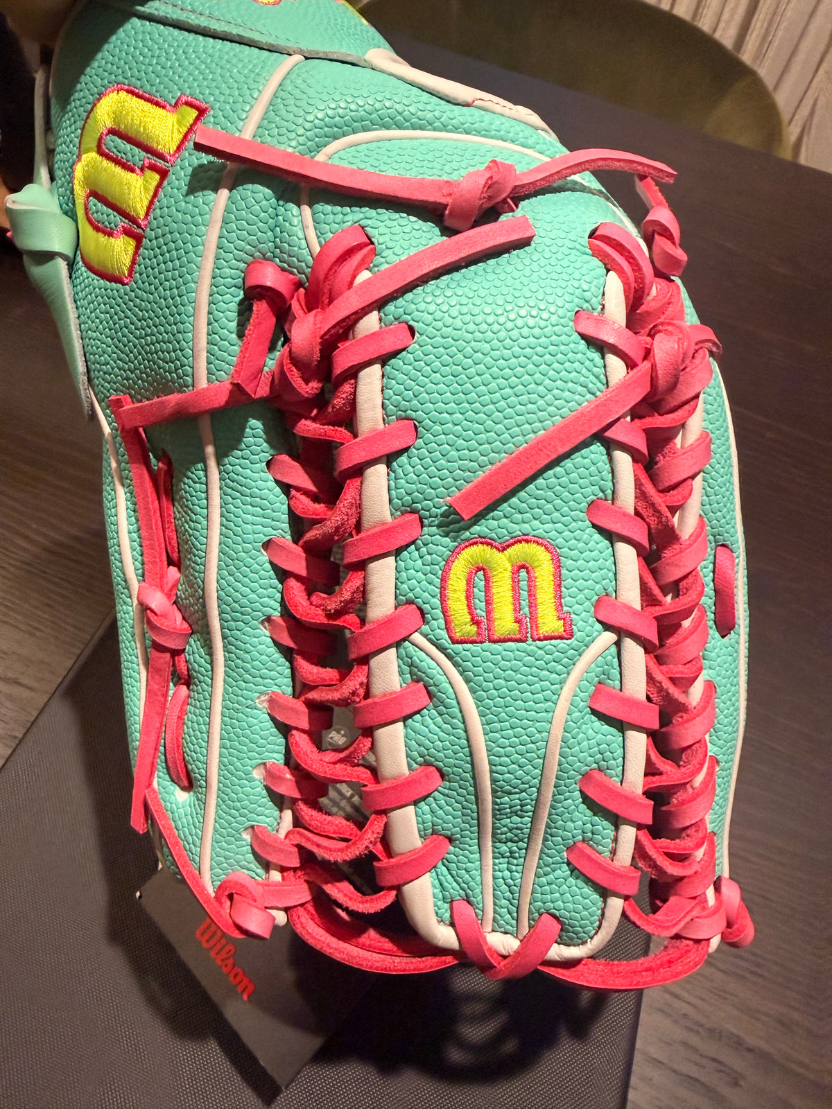 *2025 WILSON A2000® SCOT7SS  (12.75" Spin Control Outfield Glove)