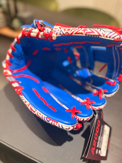 *2025 1975SS Wilson A2000 July Stars GOTM* (11.75” Infield Glove RHT) - NWT