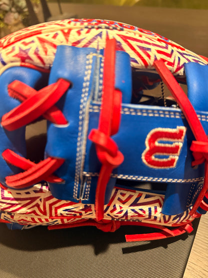 *2025 1975SS Wilson A2000 July Stars GOTM* (11.75” Infield Glove RHT) - NWT
