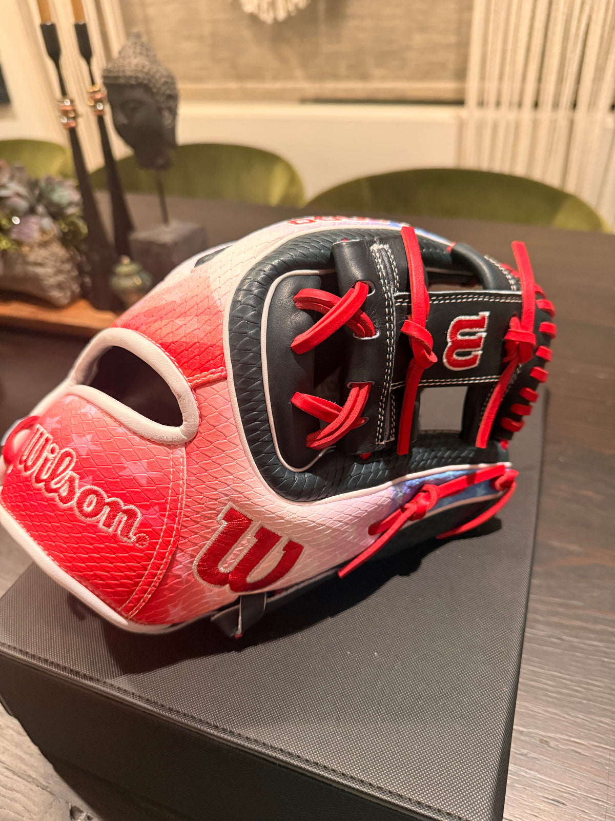 *2026 USA 250 Wilson A2000® 1720SS* (11.5" Limited Infield Glove) - NWT