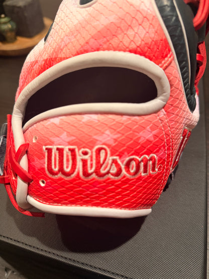 *2026 USA 250 Wilson A2000® 1720SS* (11.5" Limited Infield Glove) - NWT