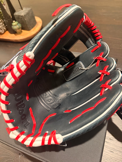 *2026 USA 250 Wilson A2000® 1720SS* (11.5" Limited Infield Glove) - NWT