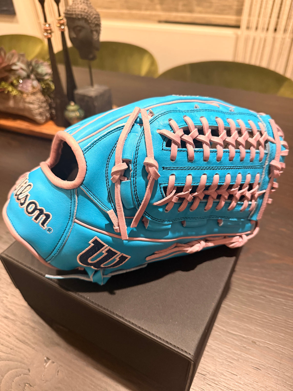 *2025 Wilson A2000 D25 12.25* - (Winter Pitcher's Baseball Glove RHT) - NWT