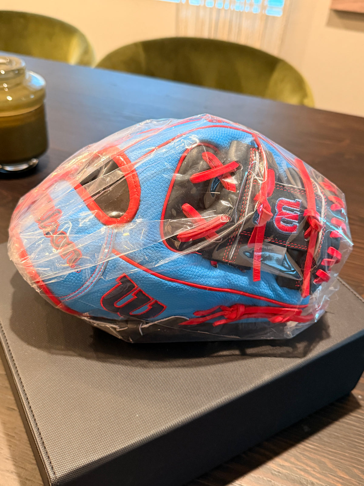*2025 Wilson A2000  PF11SS Pedroia Fit* (11" Infield Glove RHT) - NWT