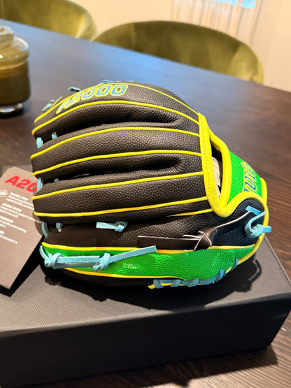 2025 Wilson A2000 PF88SS (11.25" Pedroia Fit Infield Glove RHT) - NWT