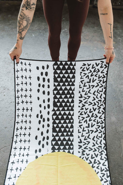 The Jagger Yoga Towel – Quick-Dry, Non-Slip, Eco-Friendly Hot Yoga Towel