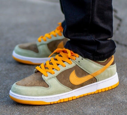 Nike Dunk Low (Size US Mens 13)